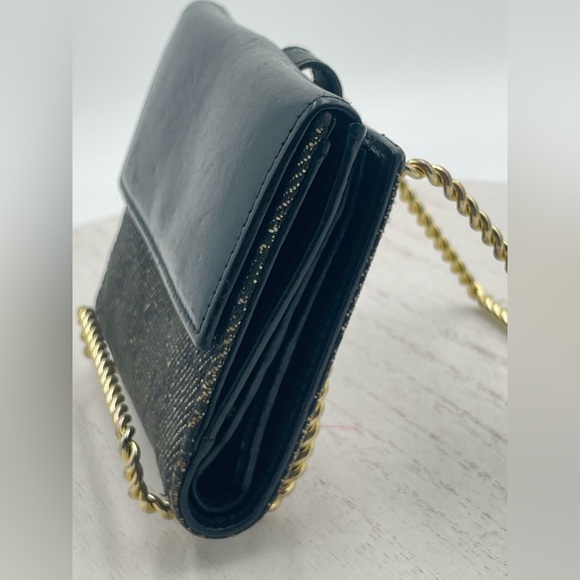 SOLD - GUCCI Classic Jackie Black Canvas Bifold Wallet - Picture 3 of 7